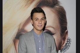 UMRO POZNATI PEVAČ (34) Pre 10 godina osvojio je srca publike, a jedna pevačica ga je ZAVOLELA ČIM GA JE UGLEDALA