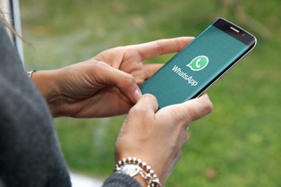 Bliscy proszą o kontakt przez WhatsApp? Uważaj! Oszuści mogą podszywać się pod twoją rodzinę