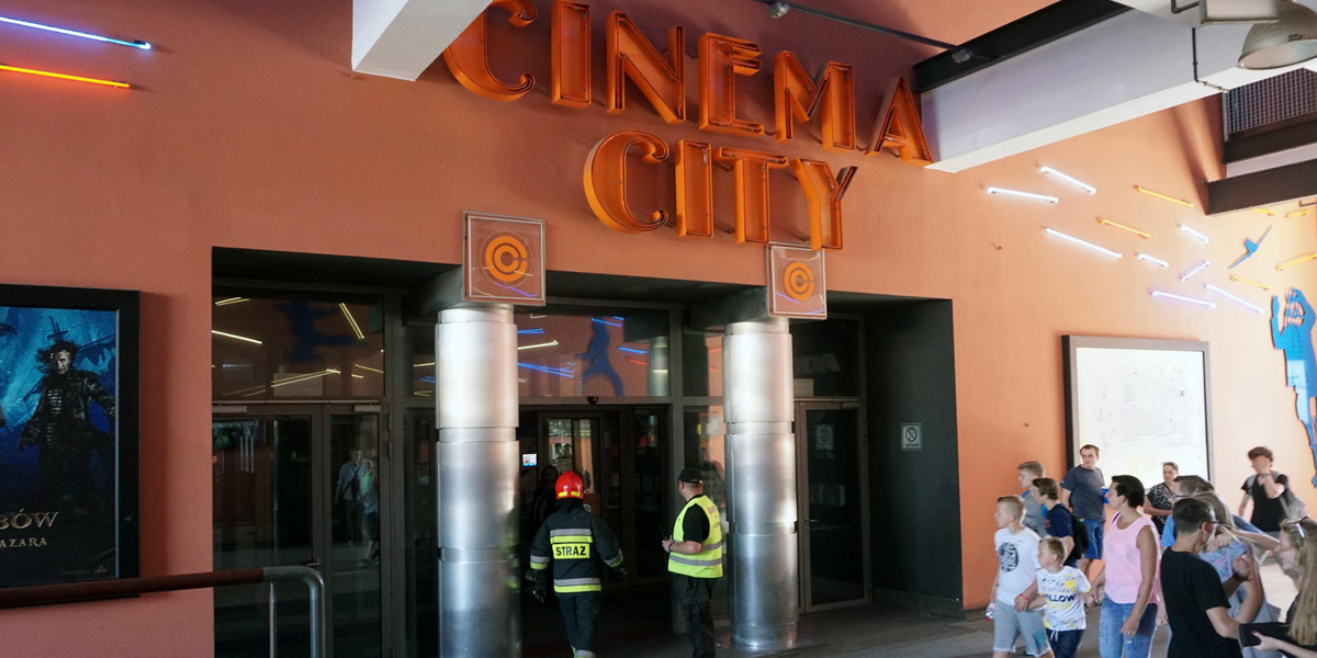 Pożar w Cinema City w Manufakturze w Łodzi. Ewakuacja kina