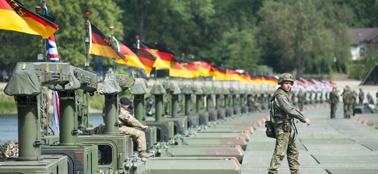 Ekspert apeluje o zdrowy rozsądek. "Czy Polacy wierzą, że Niemcy mogłyby ich znów najechać?"
