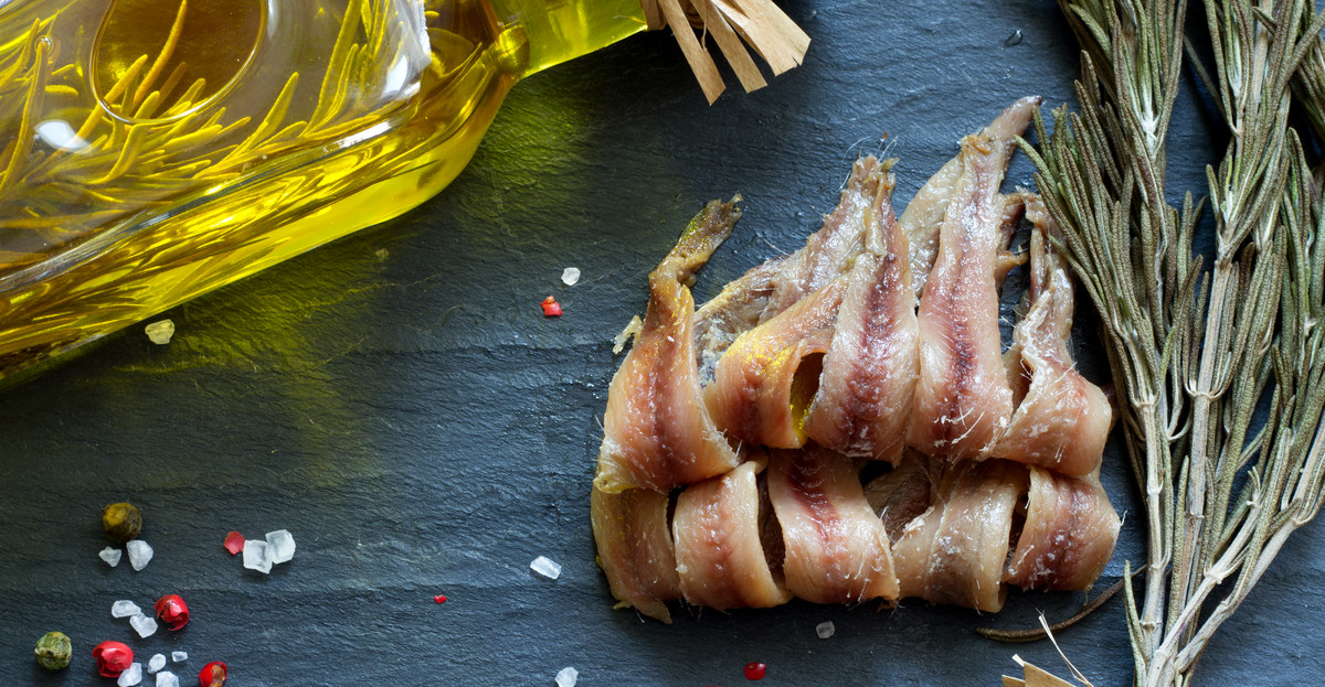 Anchois czym jest, jakie ma wartości odżywcze, z czym to się je?