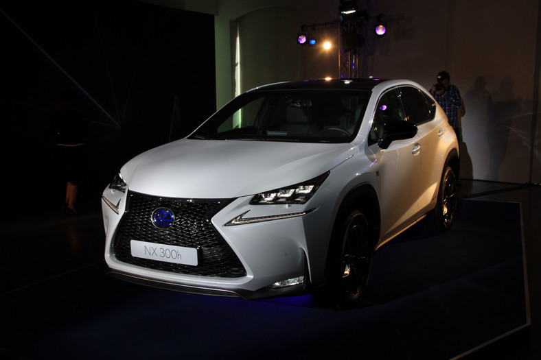 Lexus NX 300h