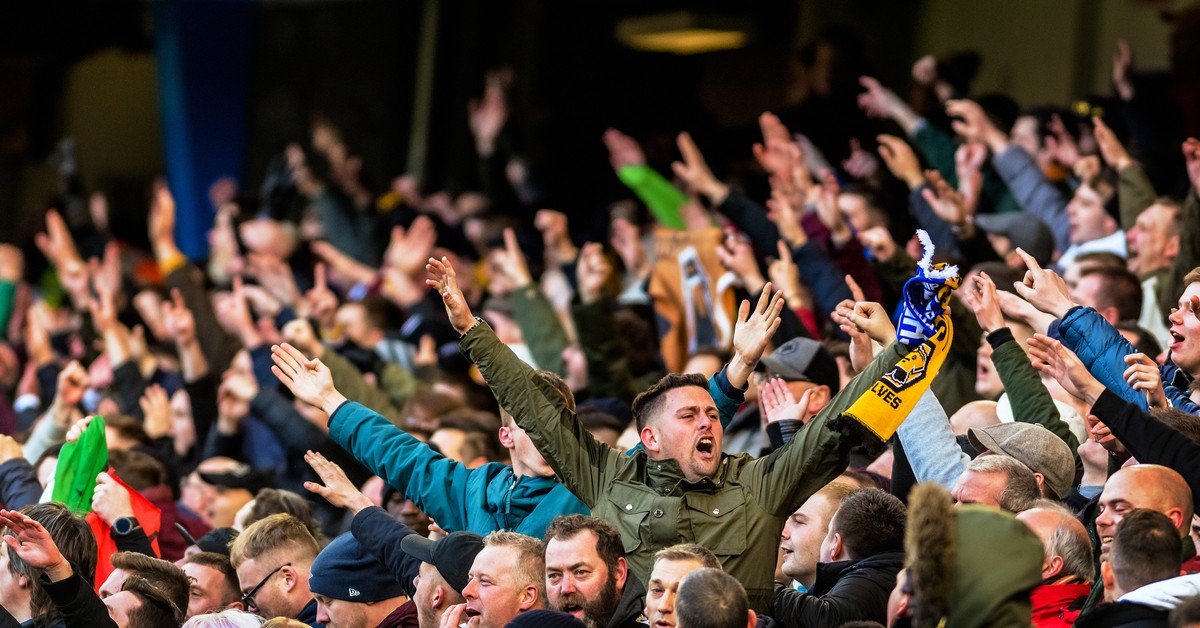 Kibolstwo, łowiectwo i alkohol. Trzy polskie patologie według Magdaleny Środy