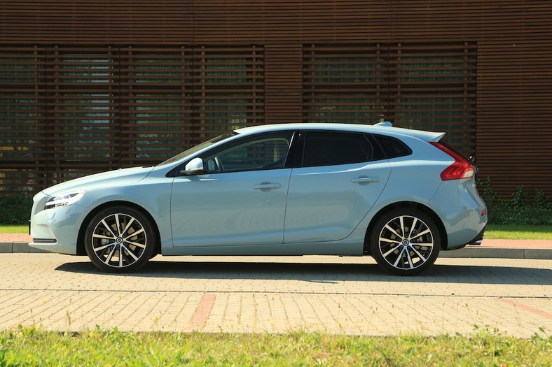 Volvo V40 T4