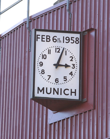 Zegar upamiętniający katastrofę Manchesteru United