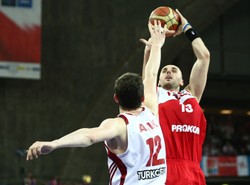 Polscy koszykarze przegrali ze Słoweńcami