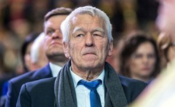 Kornel Morawiecki trafił na znaczek Poczty Polskiej