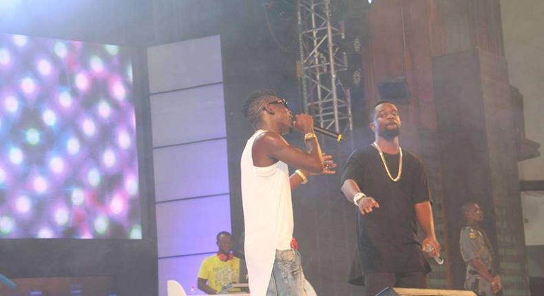 Shatta Wale and Sarkodie performing at Ghana Meets Naija mega concert