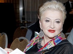 Hanna Bakuła: Polityka prawicy służy zepchnięciu kobiet w średniowiecze. ROZMOWA DZIENNIK.PL