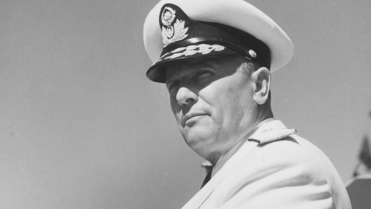 Tito je ovu poznatu pesmu zabranio: Ljudi su zbog nje dizali ruku na ...
