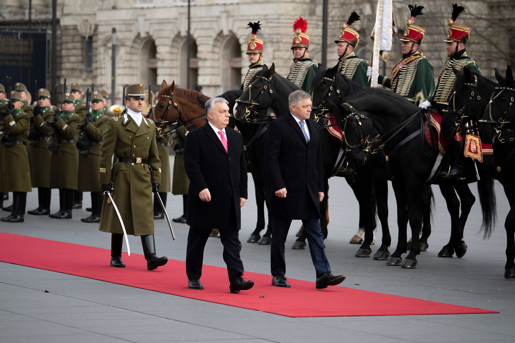 Róbert Fico počas návštevy Maďarska s Viktorom Orbánom.