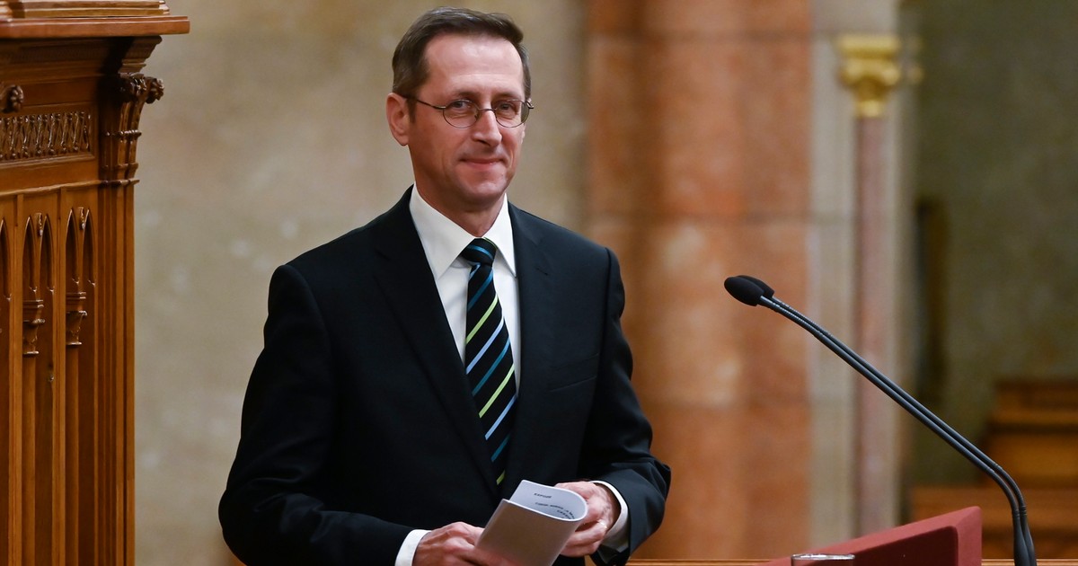Fideszes vagyonnyilatkozatok: Varga Mihálynak lett egy lova, Kubatov vigyáz a CD-gyűjteményére, Kocsis 14 milliót spórolt