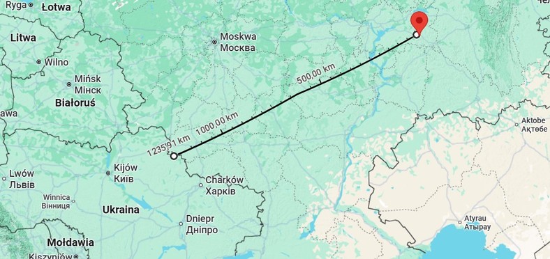 Almietjewsku leży ponad 1200 km od granicy z Ukrainą