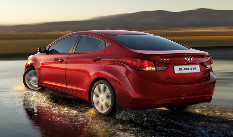 Hyundai Elantra: niespodzianka w klasie kompakt
