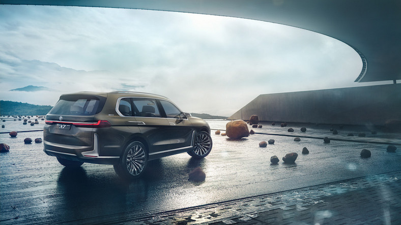 BMW Concept X7