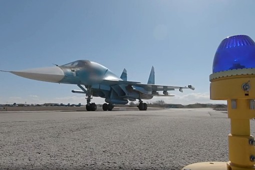 Rosyjski myśliwiec bombardujący Su-34