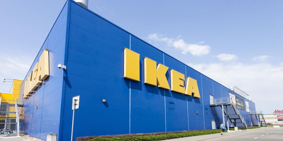 Szok! Jedzenie z larwami w IKEA