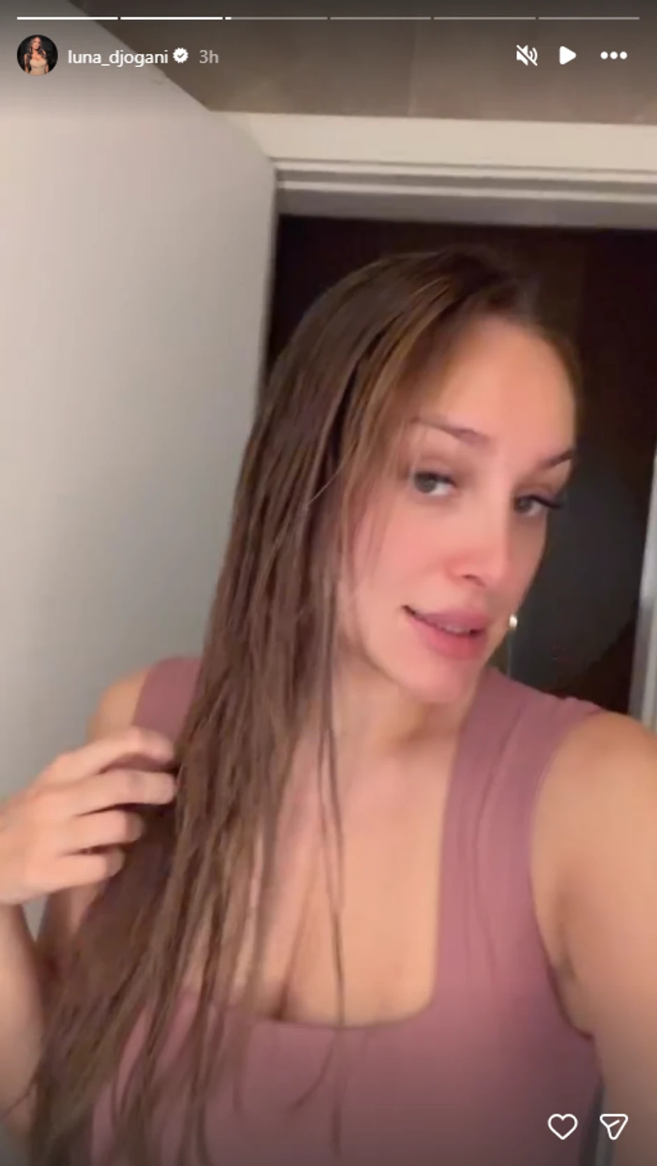 Luna Đogani, objava