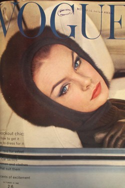1962-ben a Vogue címlapjára természetesen Daivd Bailey fotózta.