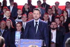 'Tu byłem - Rafał Trzaskowski'. Tak aktywiści Greenpeace oznaczyli wycięte drzewa