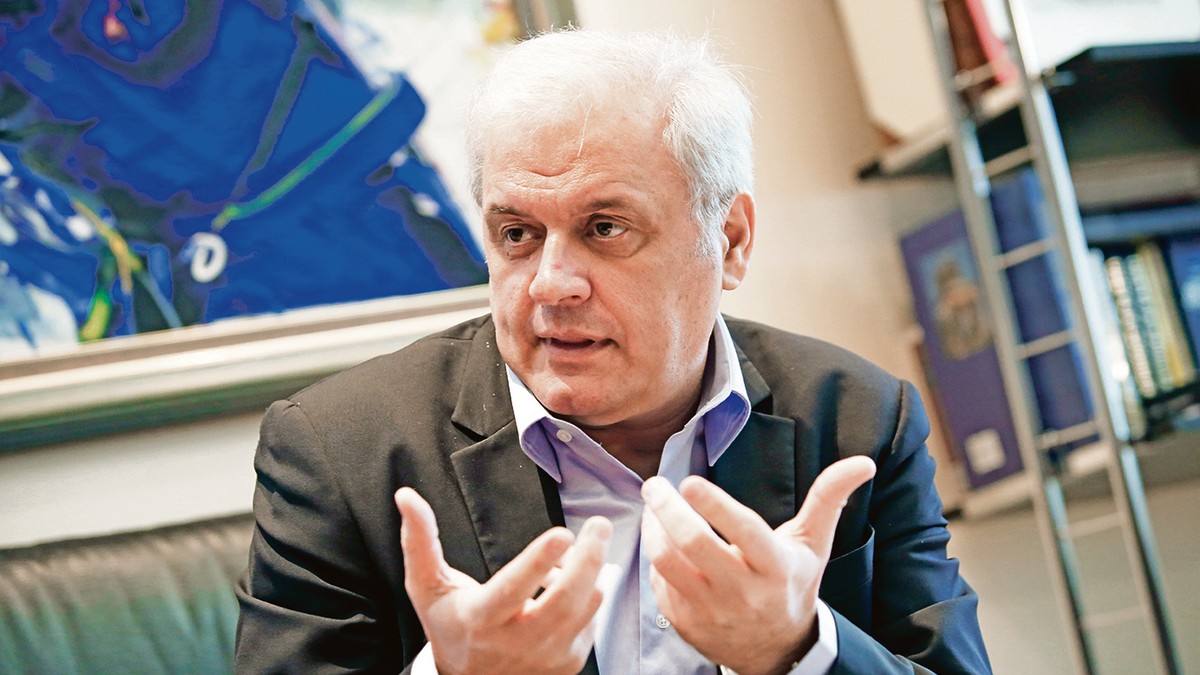 Direktor RTS-a o finansijama i aferi sa voditeljima - Blic