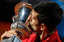 Novak Djokovic po raz piąty wygrał turniej w Rzymie