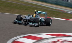 Hamilton najszybszy w kwalifikacjach GP Chin