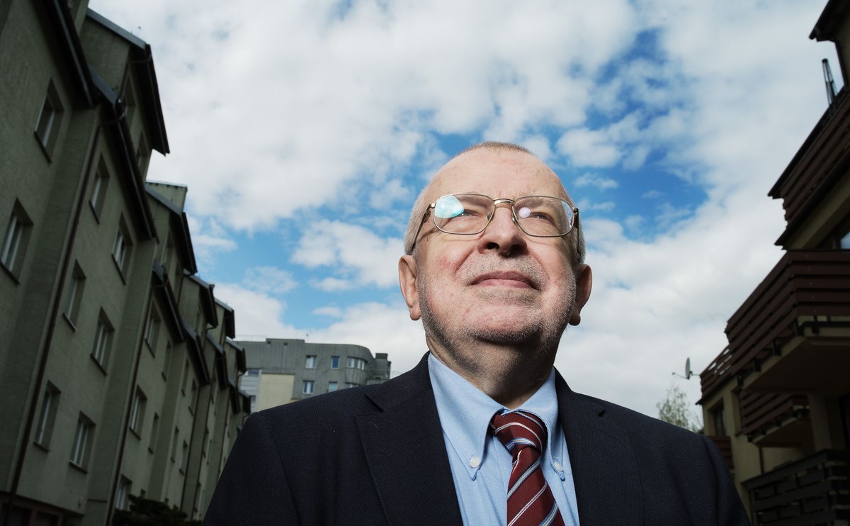 Prof. Zbigniew Lewicki