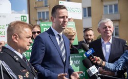 Kosiniak-Kamysz o zniesieniu górnego limitu składek ZUS: W taki sposób zaora się polską przedsiębiorczość