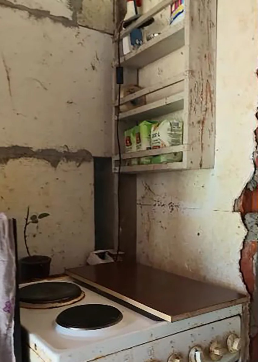 Užasni uslovi u kojima Vesna i nejna ćerka Srna žive