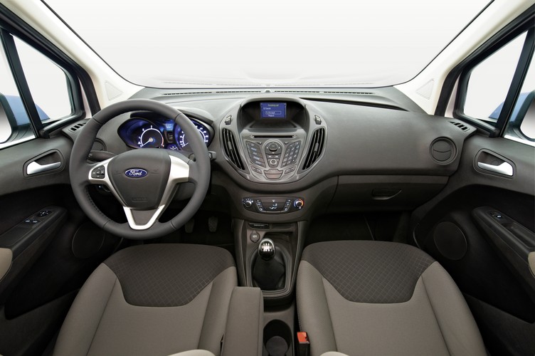 Ford transit courier