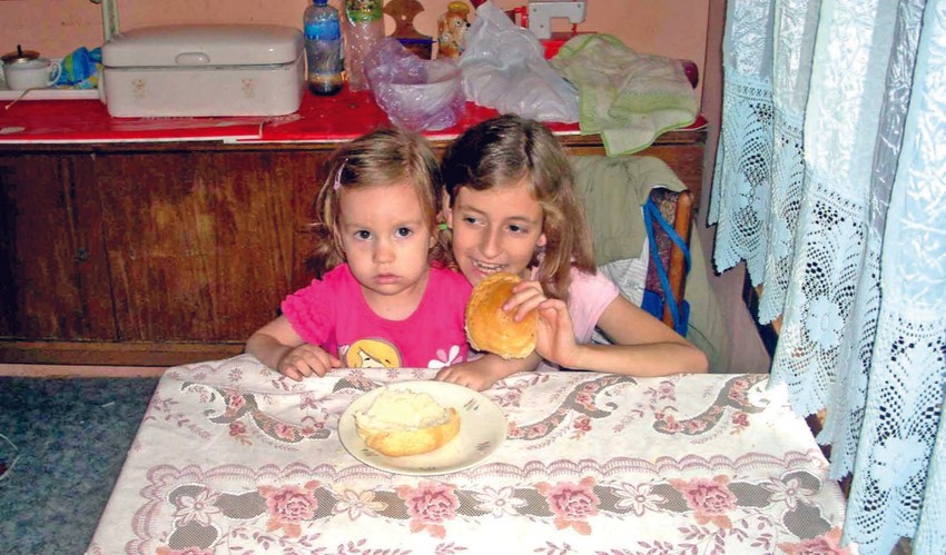 Mezimice: Milici i Jani nedostaju voće i slatkiši