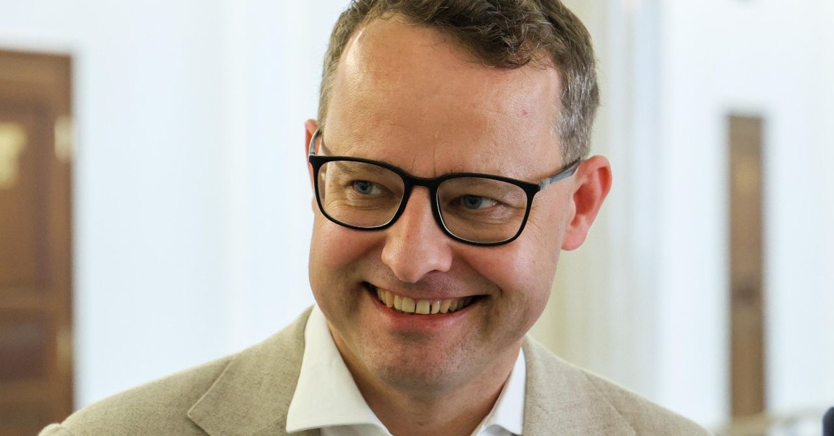 Przełom w sprawie Romanowskiego: sąd uchylił ENA, Interpol wcześniej odmówił