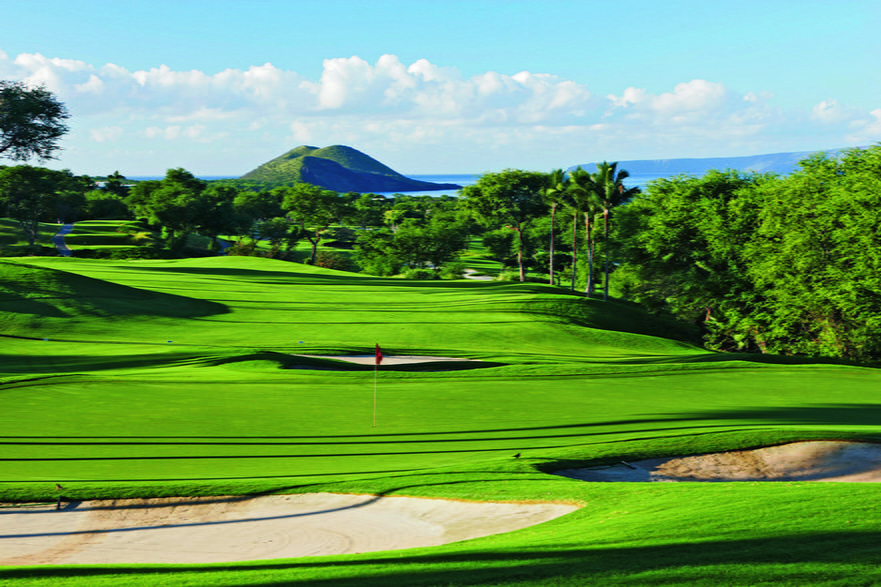 Maui, Hawaje. Zagrać tu można na polach należących do Wailea Golf Club i położonych w sąsiedztwie oceanu.