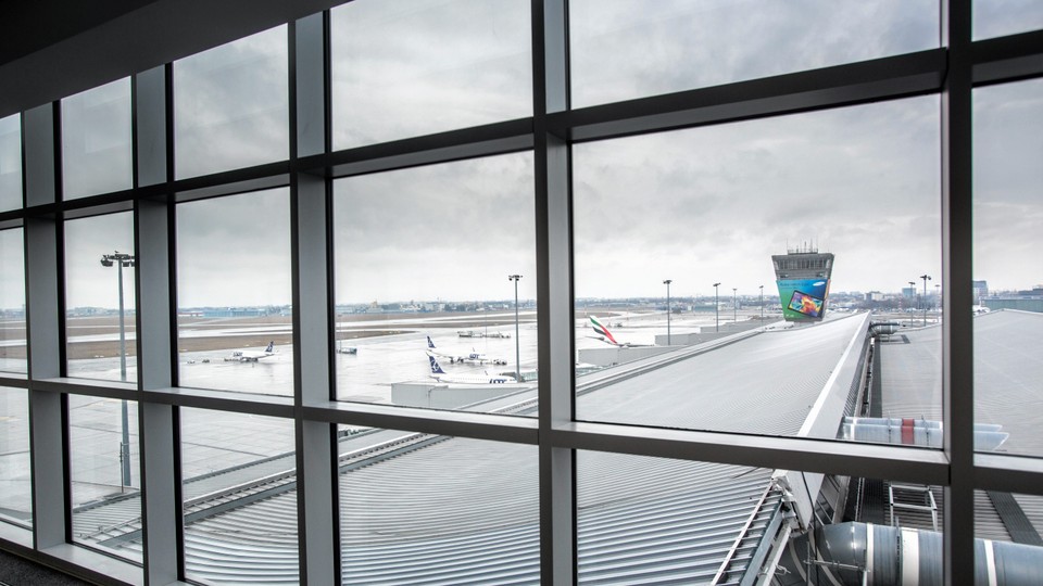 Powierzchnia nowego obiektu wynosi ponad 60 tys. m kw. (po połączeniu z obecnie użytkowaną częścią Terminal A będzie miał powierzchnię całkowitą 154,5 tys. m kw)