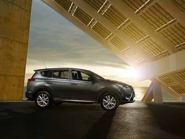 Toyota Auris, Avensis, Verso, RAV4, Land Cruiser