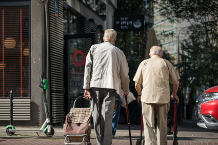 ZUS: od czerwca wyższe limity dorabiania do emerytury