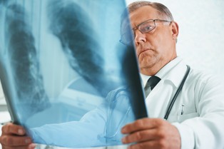 Gruźlica w szkole w Mrągowie. Setki osób mogą być narażone na zakażenie