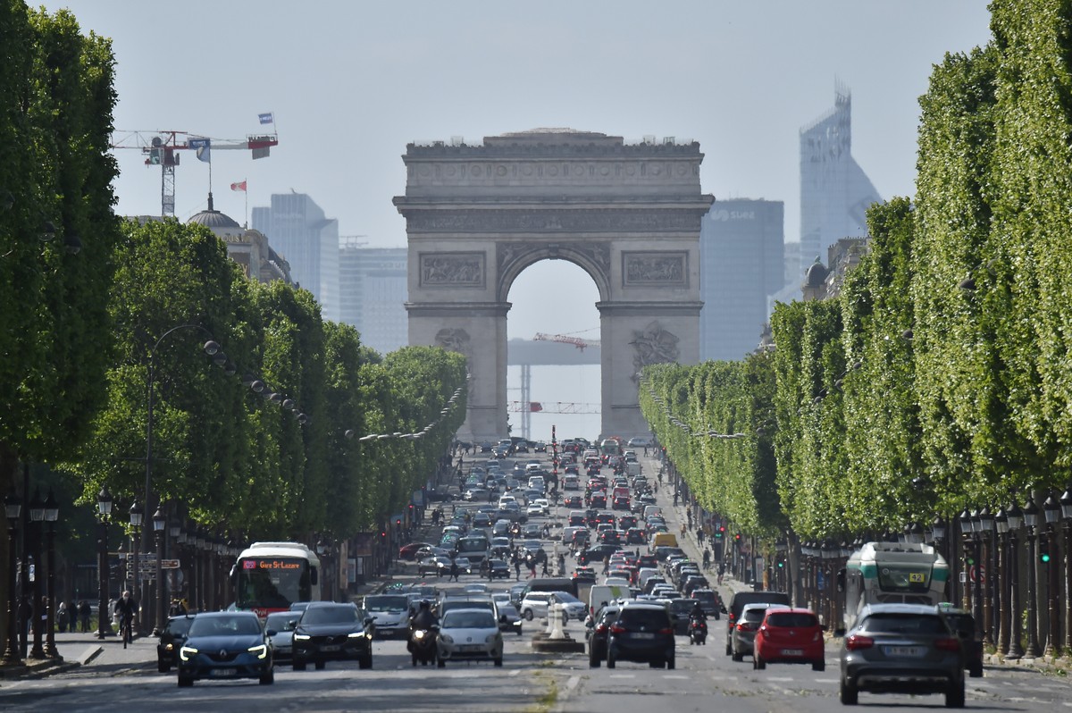 Taka jest prawdziwa sytuacja finansów publicznych Francji. "Teatr polityczny"