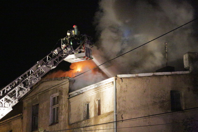 Pożar przy Aleksandrowskiej 143