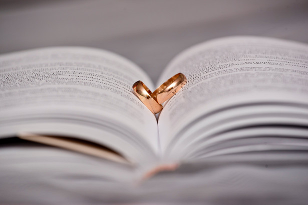 ślub Kościół rozwód kościelny fot. Shutterstock