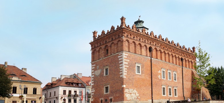 Sandomierz: Czterech turystów z Ukrainy ukaranych mandatami