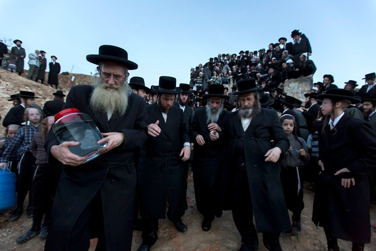 Ortodoksyjni Żydzi przygotowują się do Paschy. FOTOREPORTAŻ