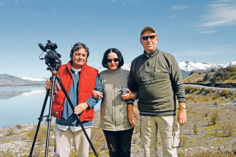 Kreativni tim "Sveta na dlanu“: Ratko Kušić, Marija Škiljaica Mićić i Sloba u Patagoniji