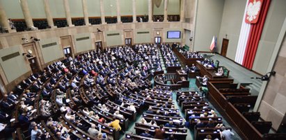 Porównaliśmy sondaże. Nie ma dwóch zdań. To efekt powrotu Tuska