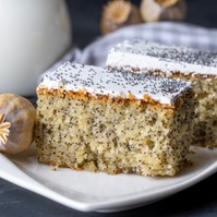 Recept: ünnepi bögrés mákos süti