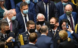 Awantura w Sejmie. W Polsce wrze po wyroku TK ws. aborcji [RELACJA NA ŻYWO]