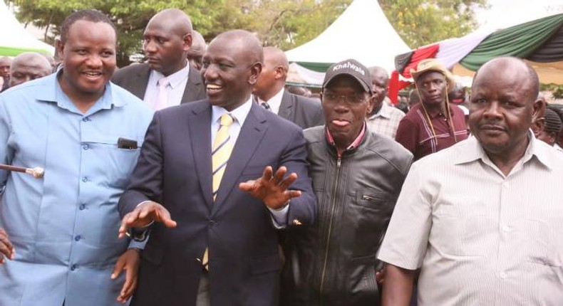 File image of Mumias East MP Benjamin Washiali (extreme right) flanked by Bumula MP Mwambu Mabonga, Deputy President Dr William Ruto, Dr Boni Khalwale and 