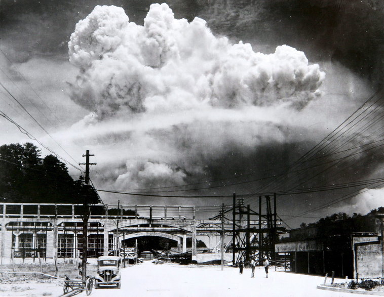 Zrzut bomby atomowej na Nagasaki, 1945 r.