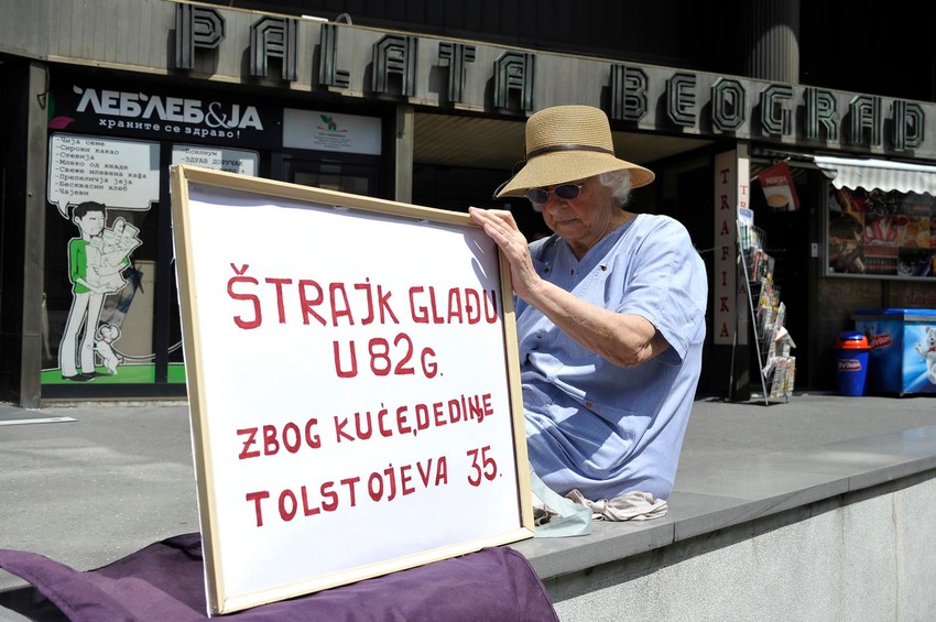 Štrajk glađu ispred Agencije za restituciju